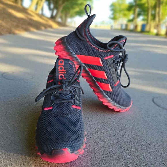 Adidas Kids Black and Red Sneakers - Picture 1 of 4